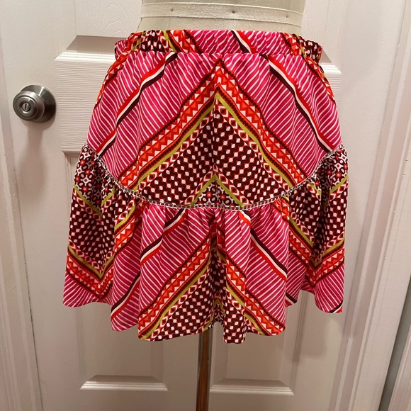 Banana Republic- flouncy skirt - NWT - petite - Picture 6 of 6